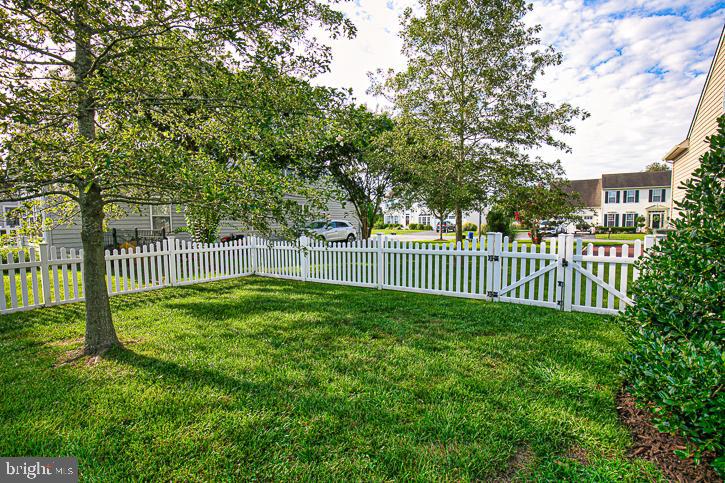 FRANKLIN KNOLL - Residential