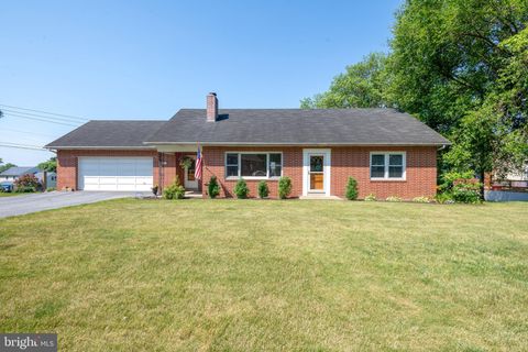 Photo of 140 Stony Battery Road, Landisville, PA 17538 (MLS # PALA2052564)