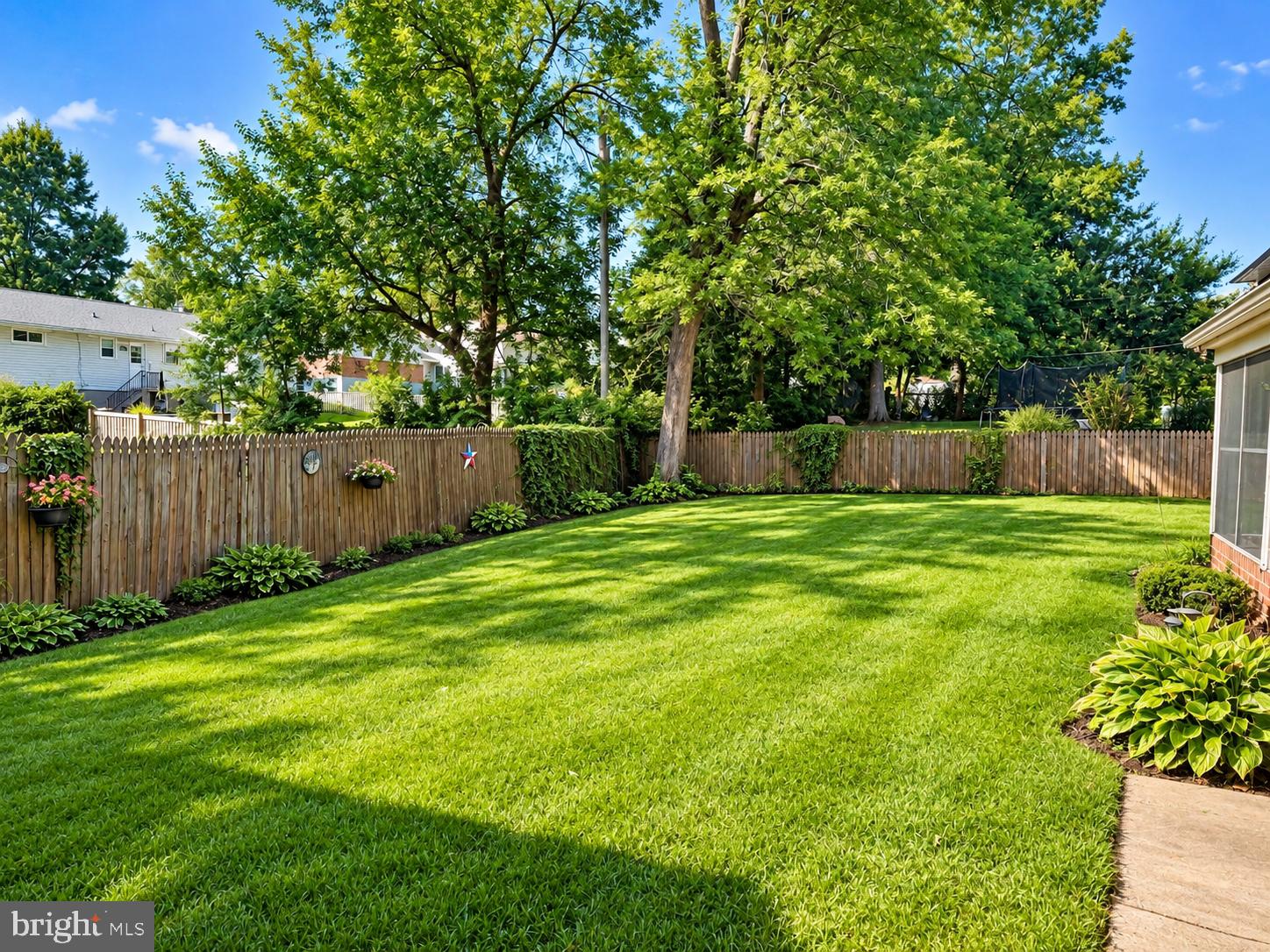 17 WENDSLOW ROAD
