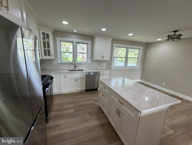 379 BOXWOOD LANE