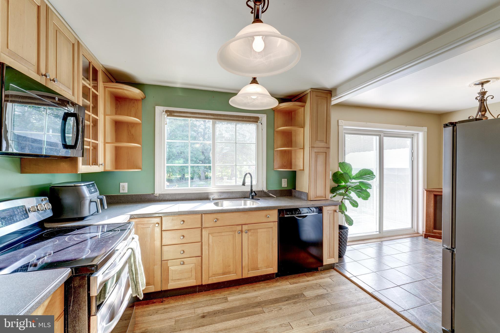 KINGSTOWNE - Residential