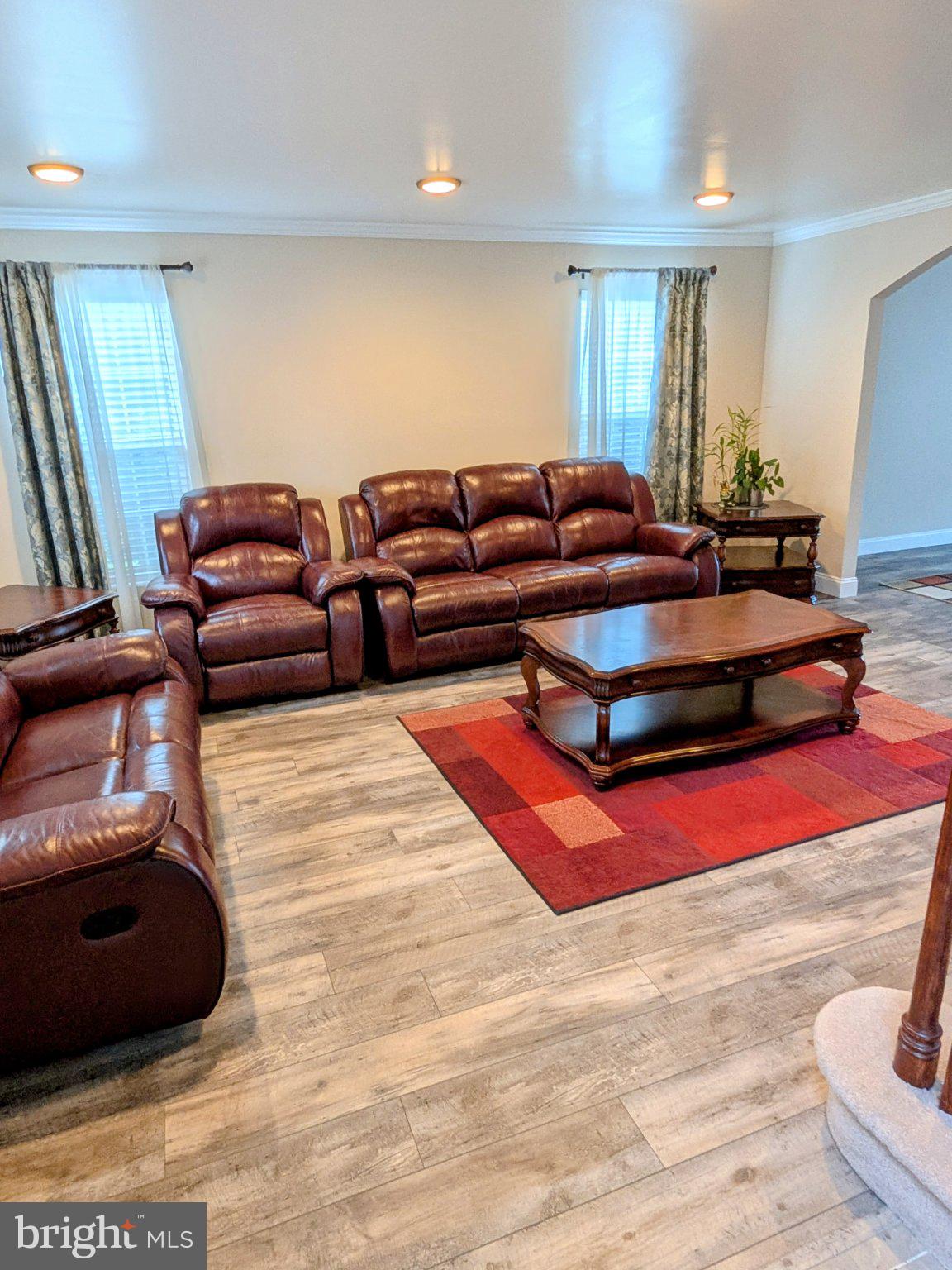 TALL PINES - Residential