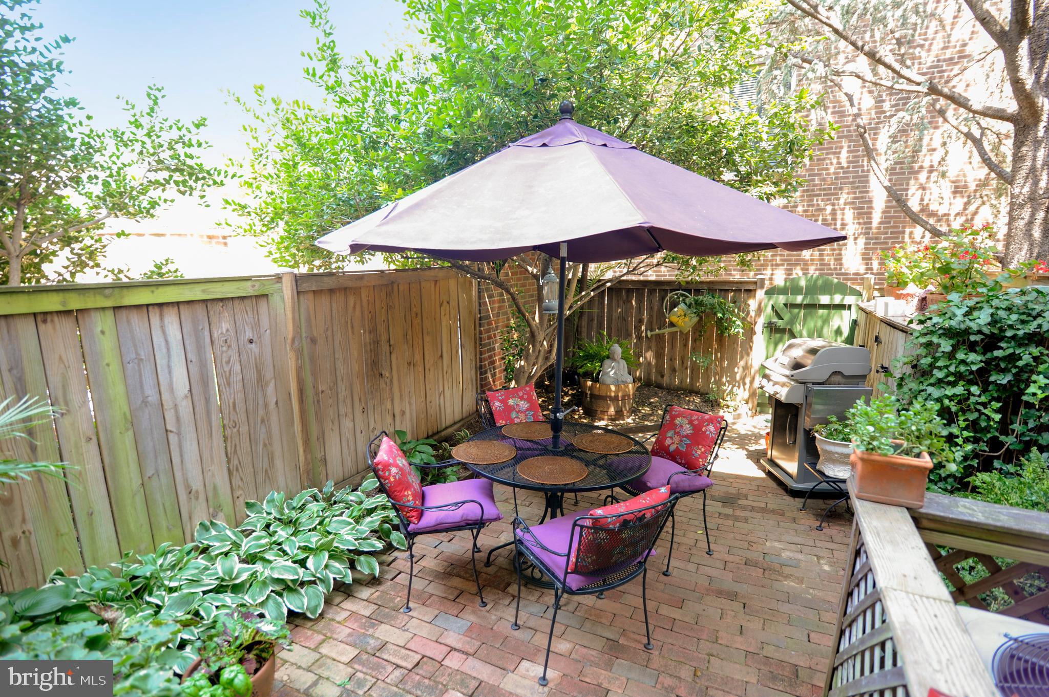 VIRGINIA VILLAGE - Residential