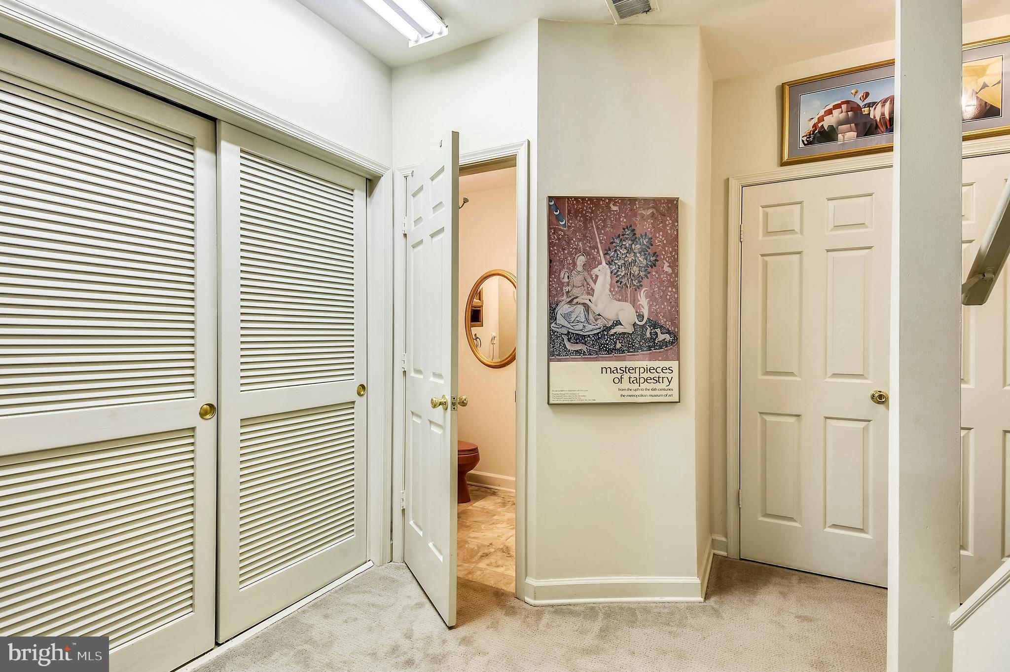 VIRGINIA VILLAGE - Residential