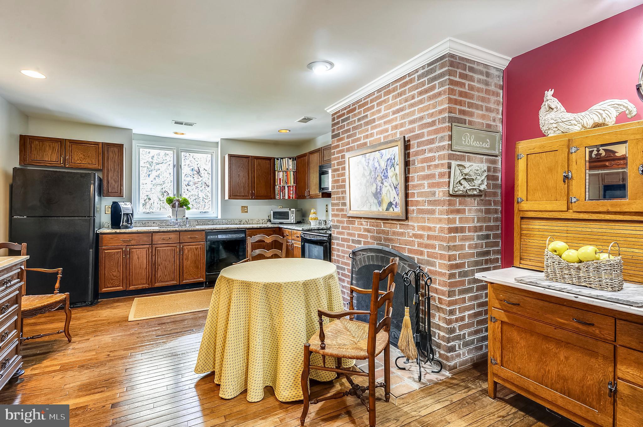 VIRGINIA VILLAGE - Residential