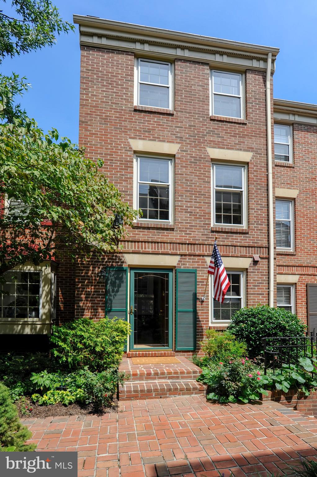 VIRGINIA VILLAGE - Residential