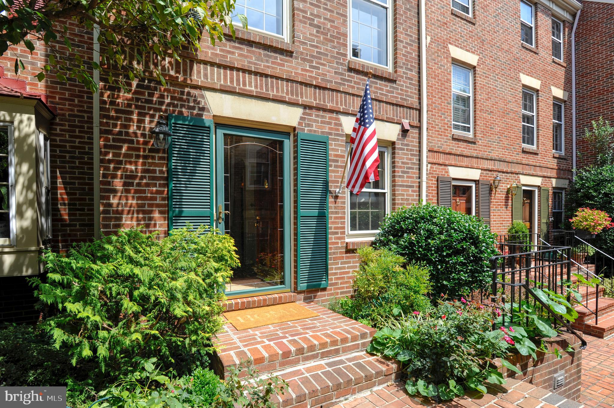 VIRGINIA VILLAGE - Residential