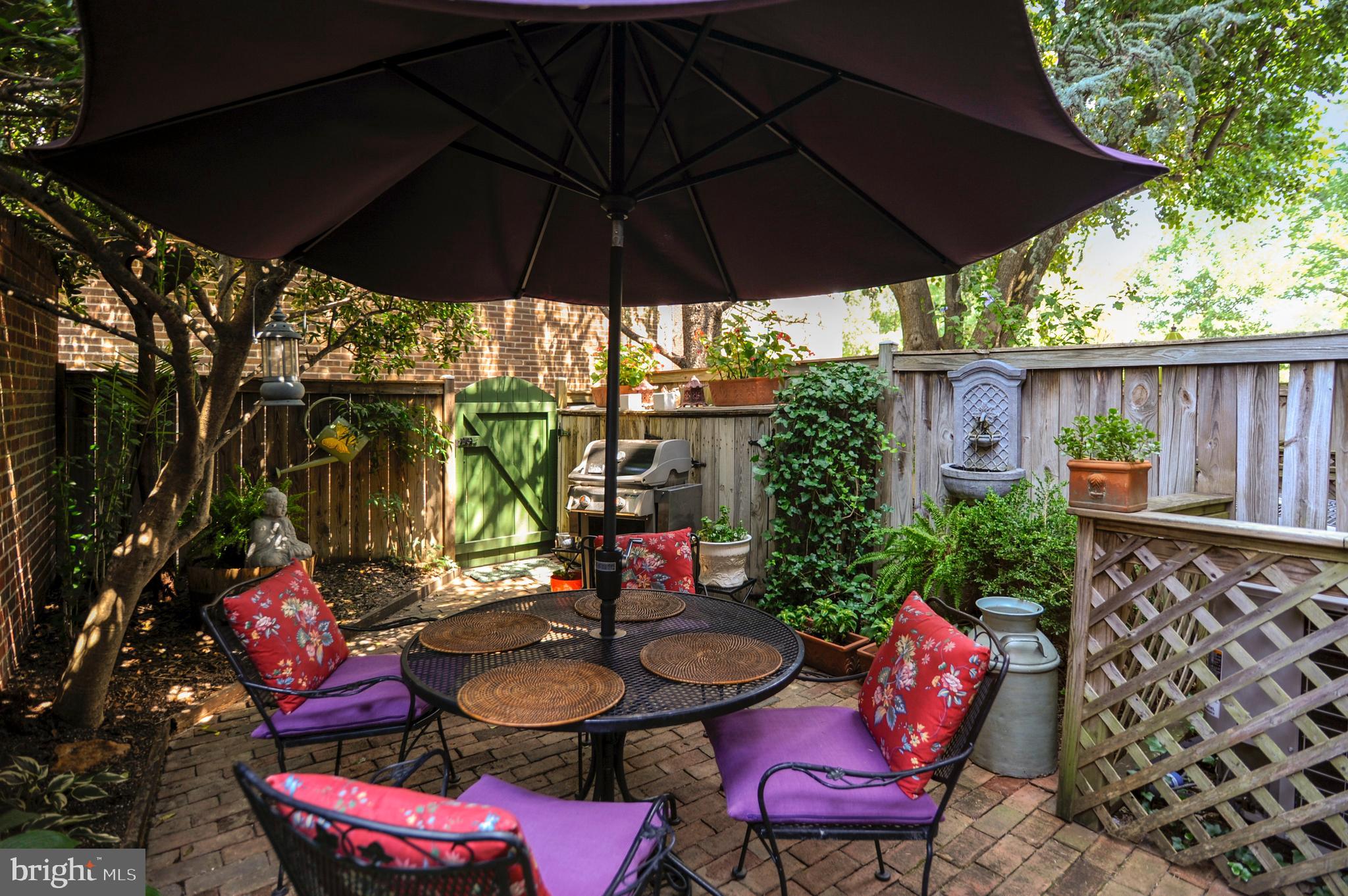 VIRGINIA VILLAGE - Residential