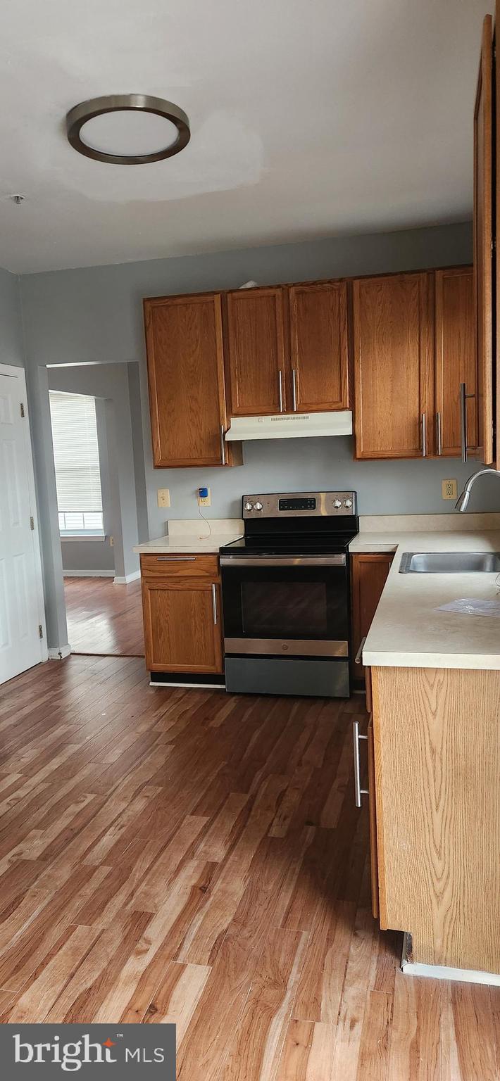 ENTERPRISE FOREST - Residential Lease