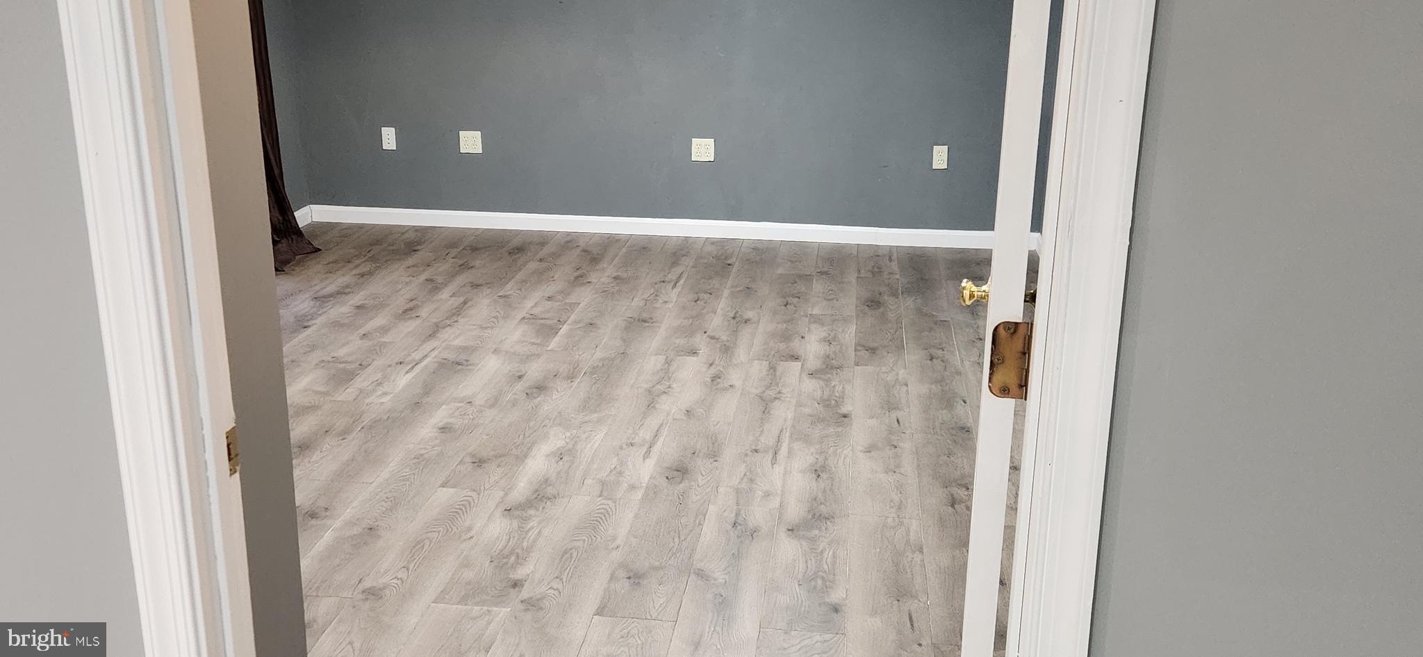 ENTERPRISE FOREST - Residential Lease