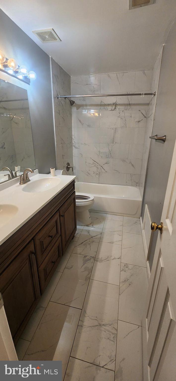 ENTERPRISE FOREST - Residential Lease