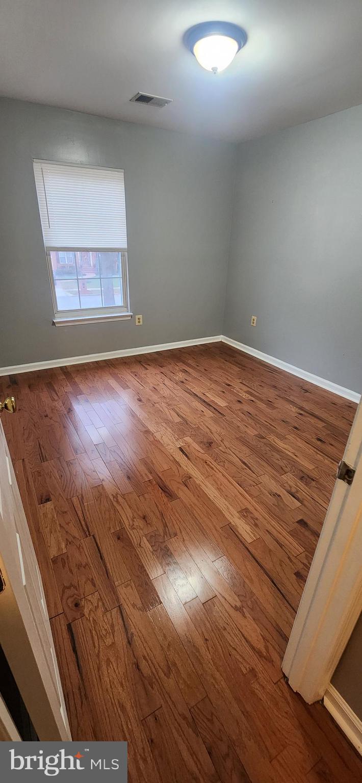 ENTERPRISE FOREST - Residential Lease