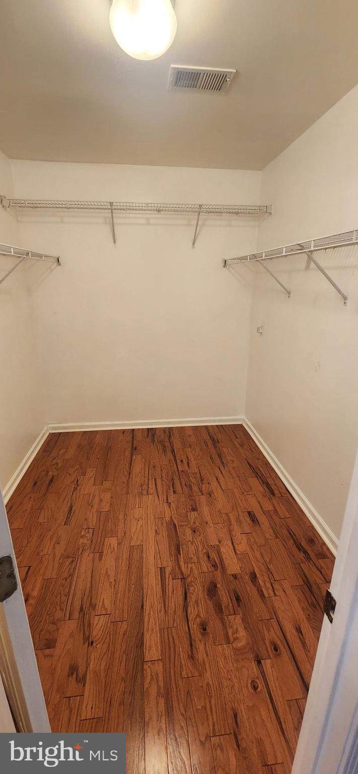 ENTERPRISE FOREST - Residential Lease