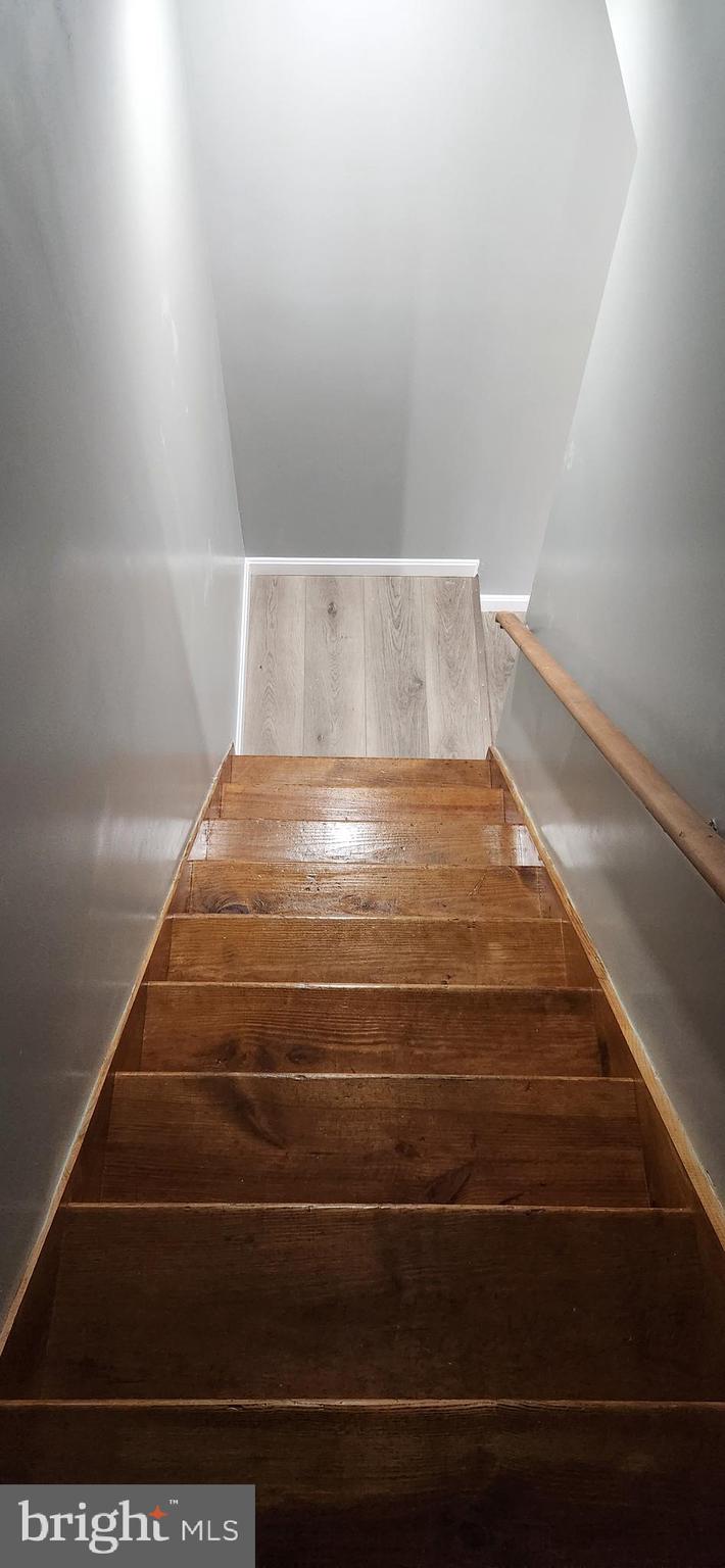 ENTERPRISE FOREST - Residential Lease