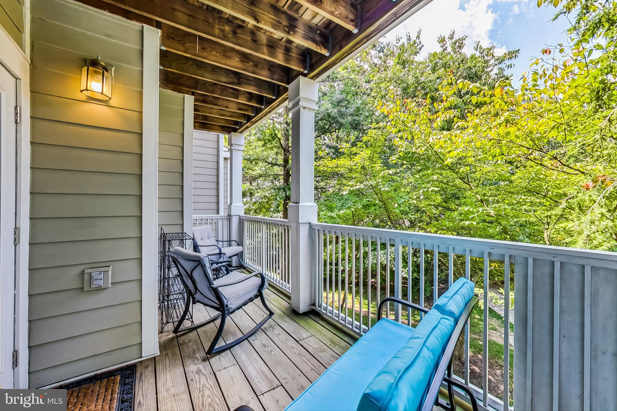 EDGEWATER AT TOWN CENTER - Residential