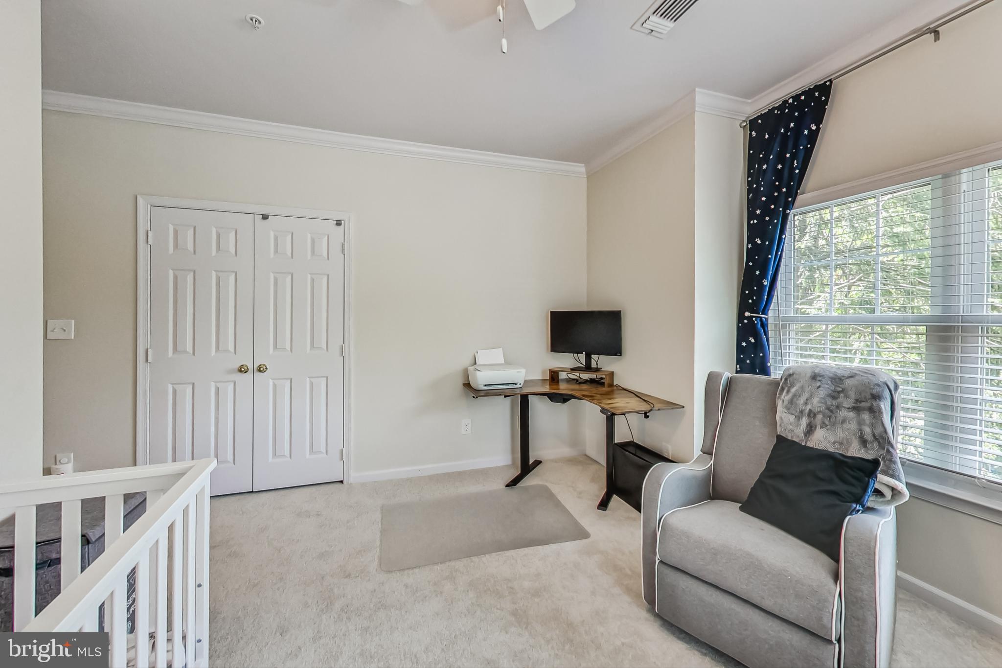 EDGEWATER AT TOWN CENTER - Residential