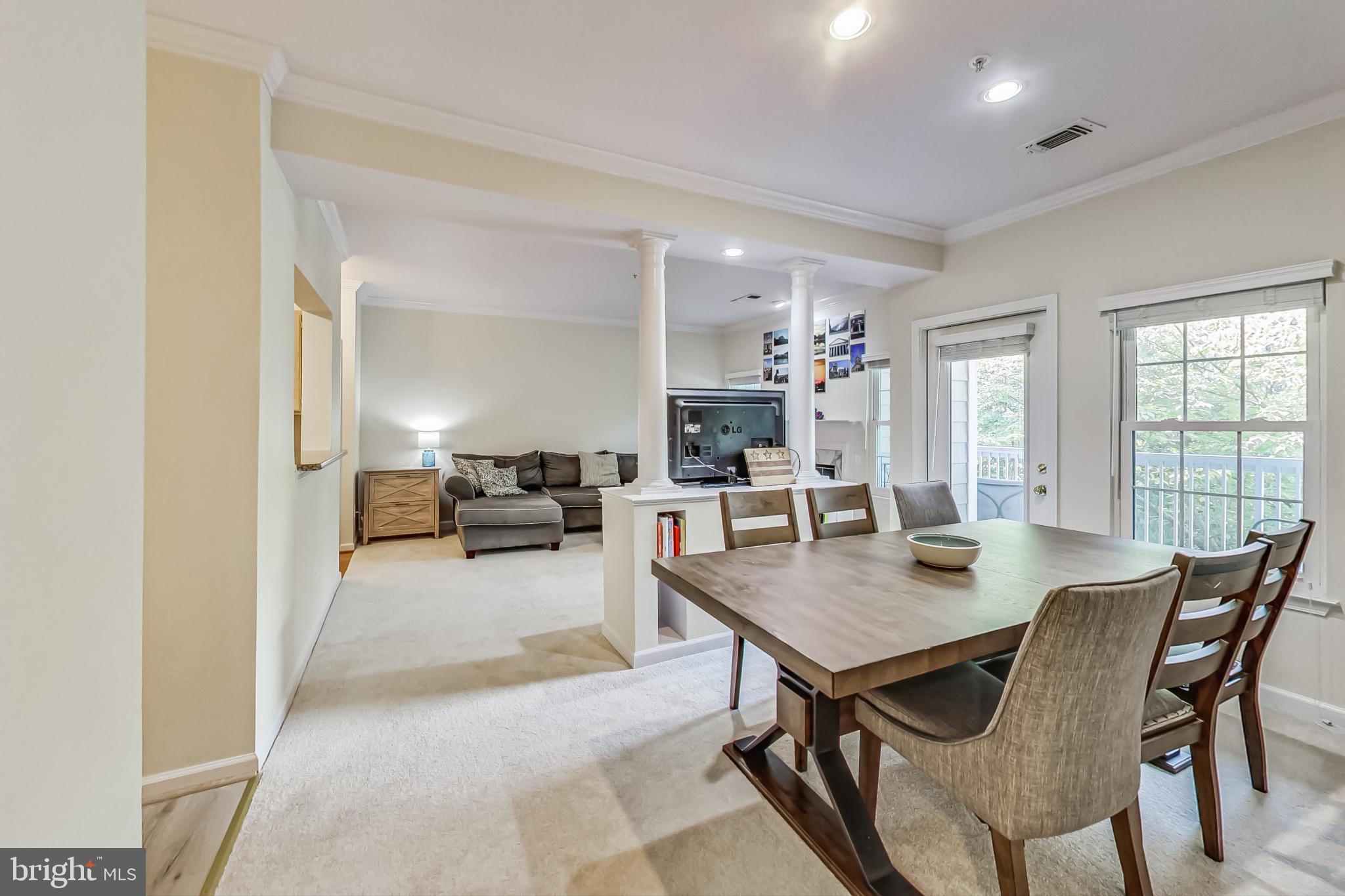 EDGEWATER AT TOWN CENTER - Residential