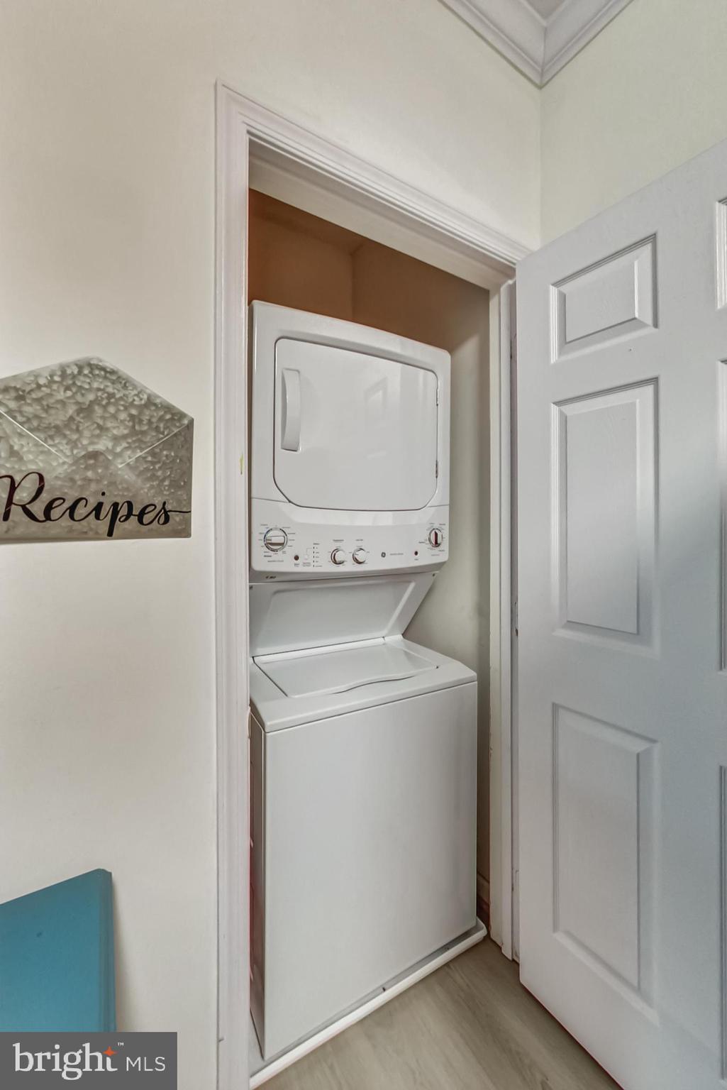 EDGEWATER AT TOWN CENTER - Residential