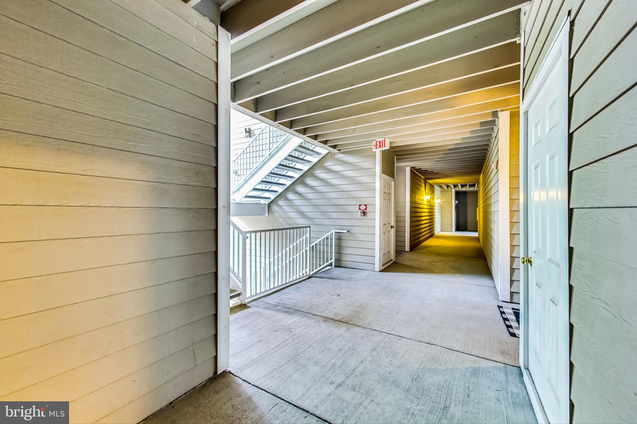 EDGEWATER AT TOWN CENTER - Residential