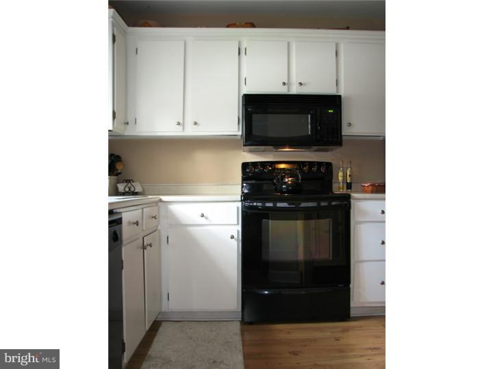 PERKIOMEN WOODS - Residential Lease