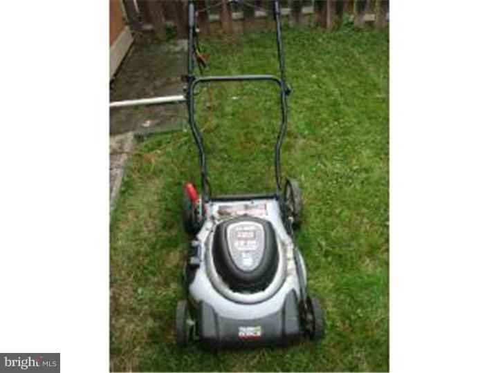 PERKIOMEN WOODS - Residential Lease