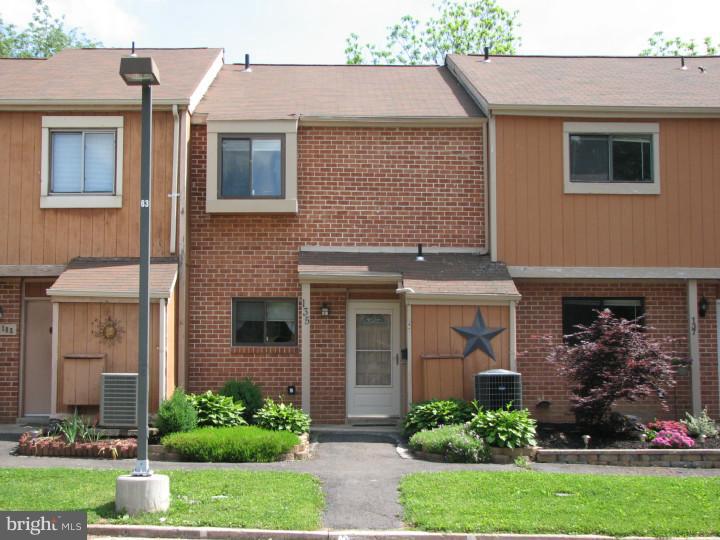 PERKIOMEN WOODS - Residential Lease