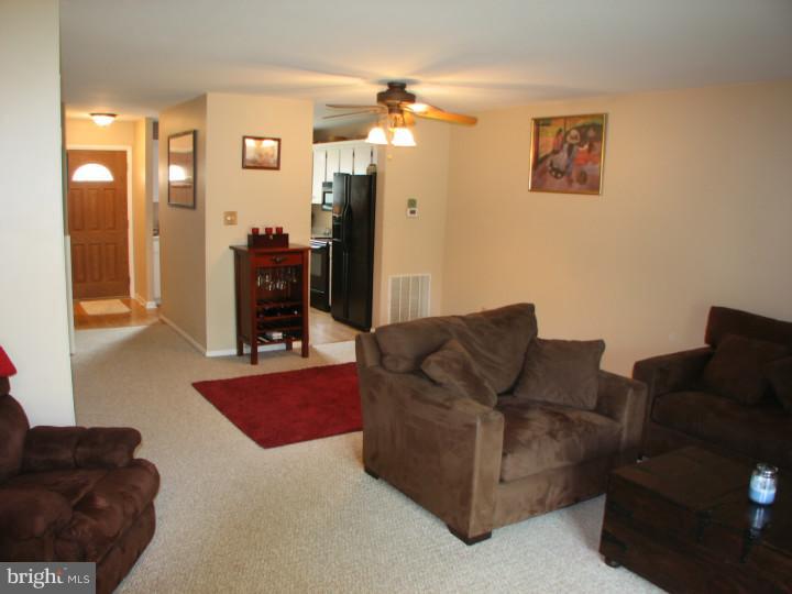 PERKIOMEN WOODS - Residential Lease