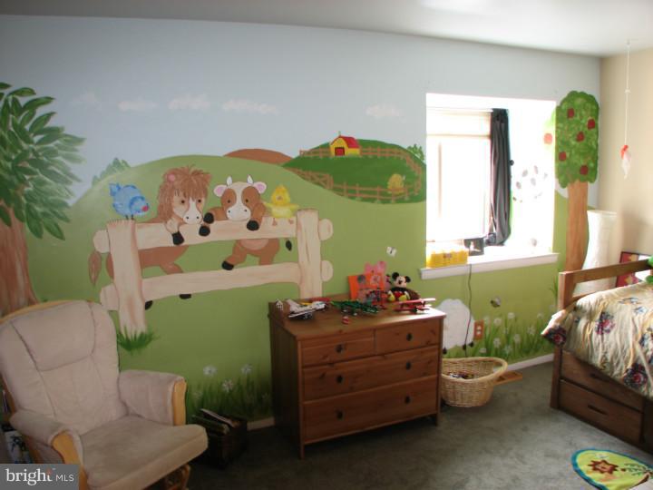 PERKIOMEN WOODS - Residential Lease