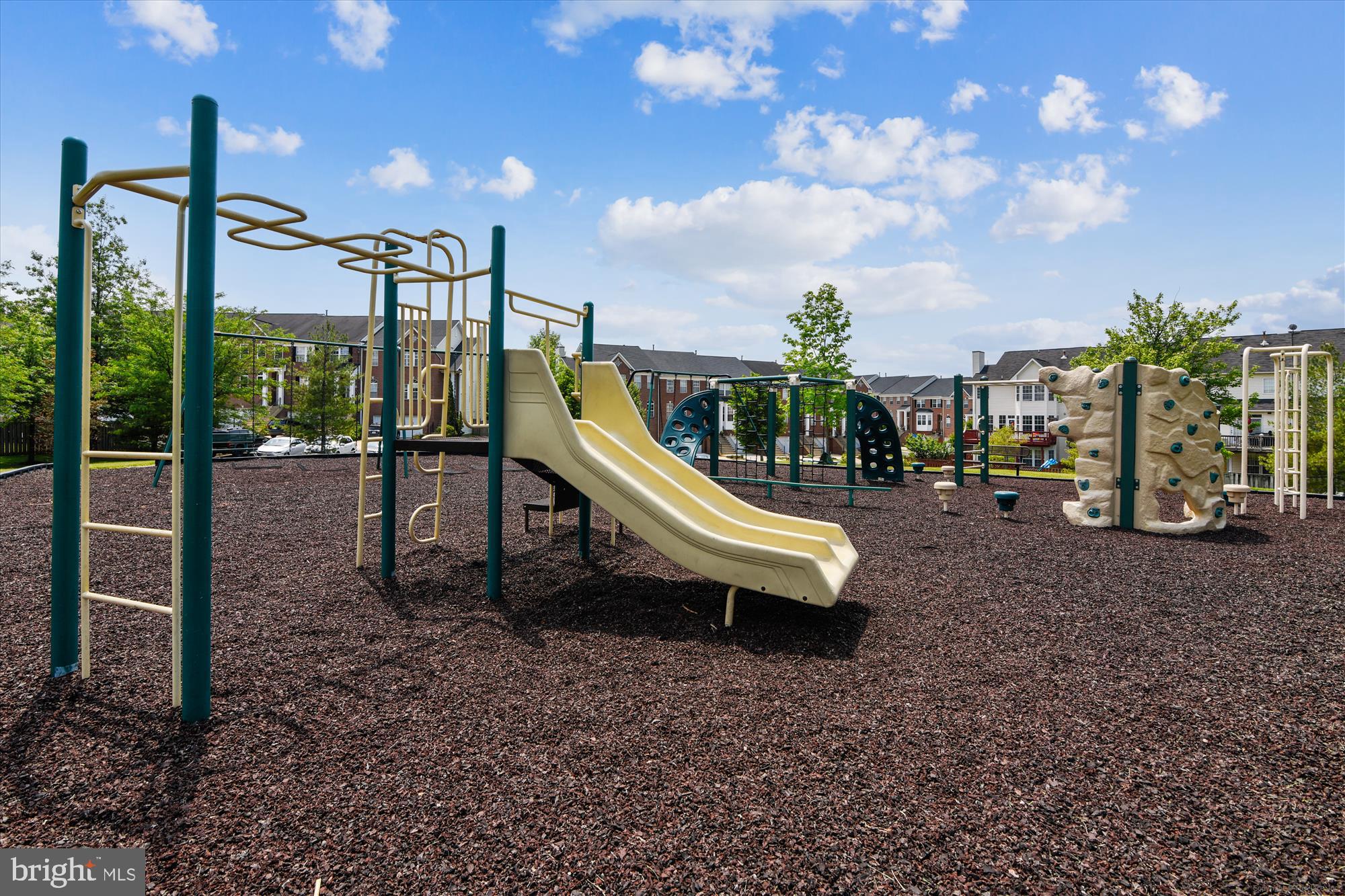 POTOMAC STATION - Residential