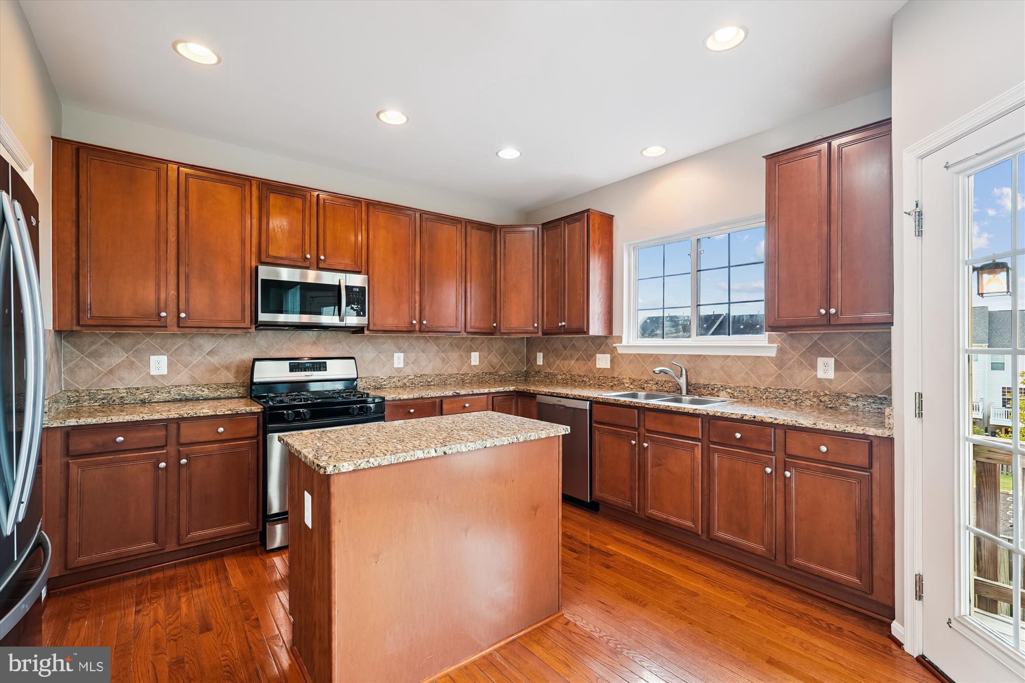 POTOMAC STATION - Residential