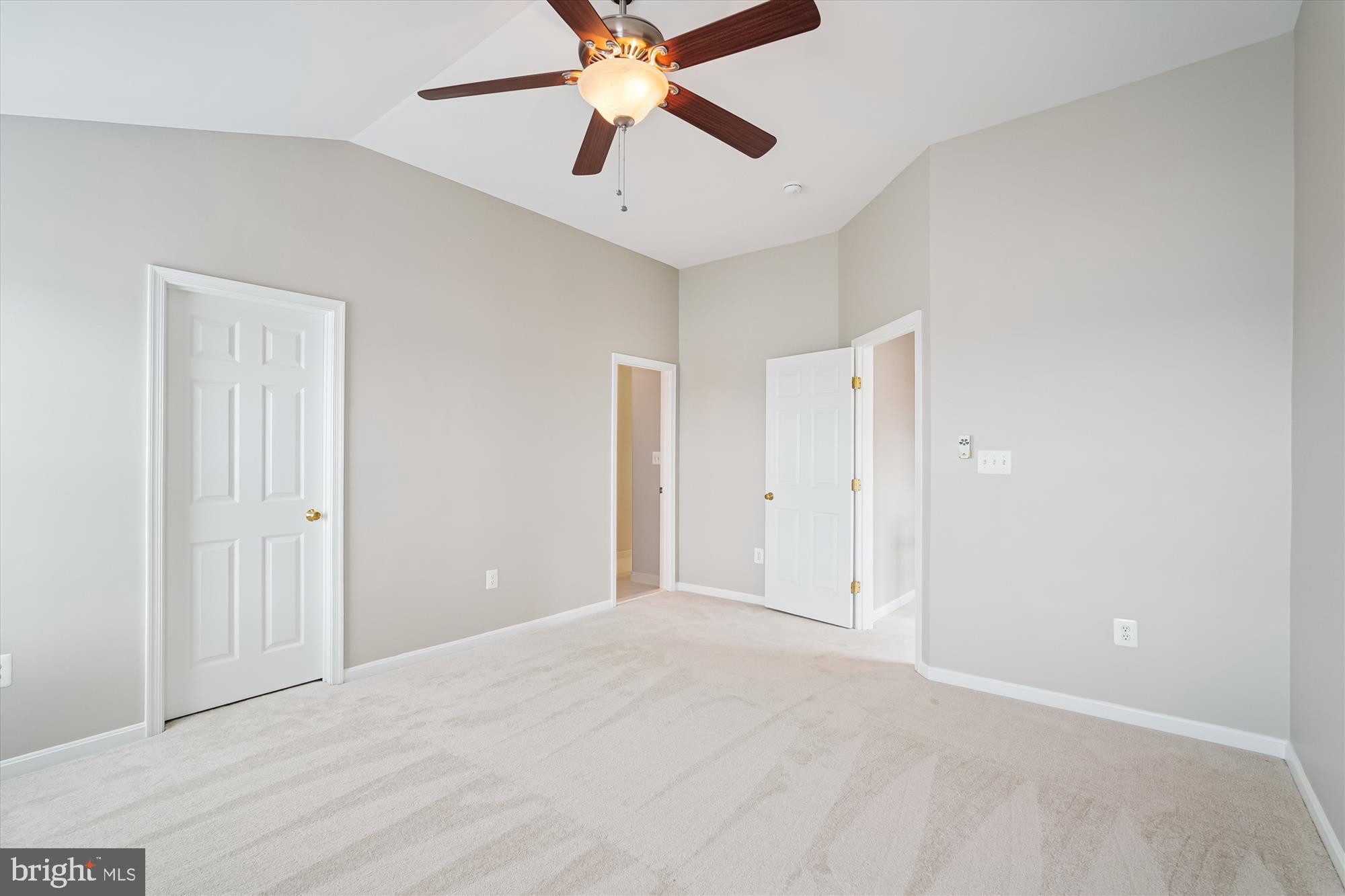 POTOMAC STATION - Residential