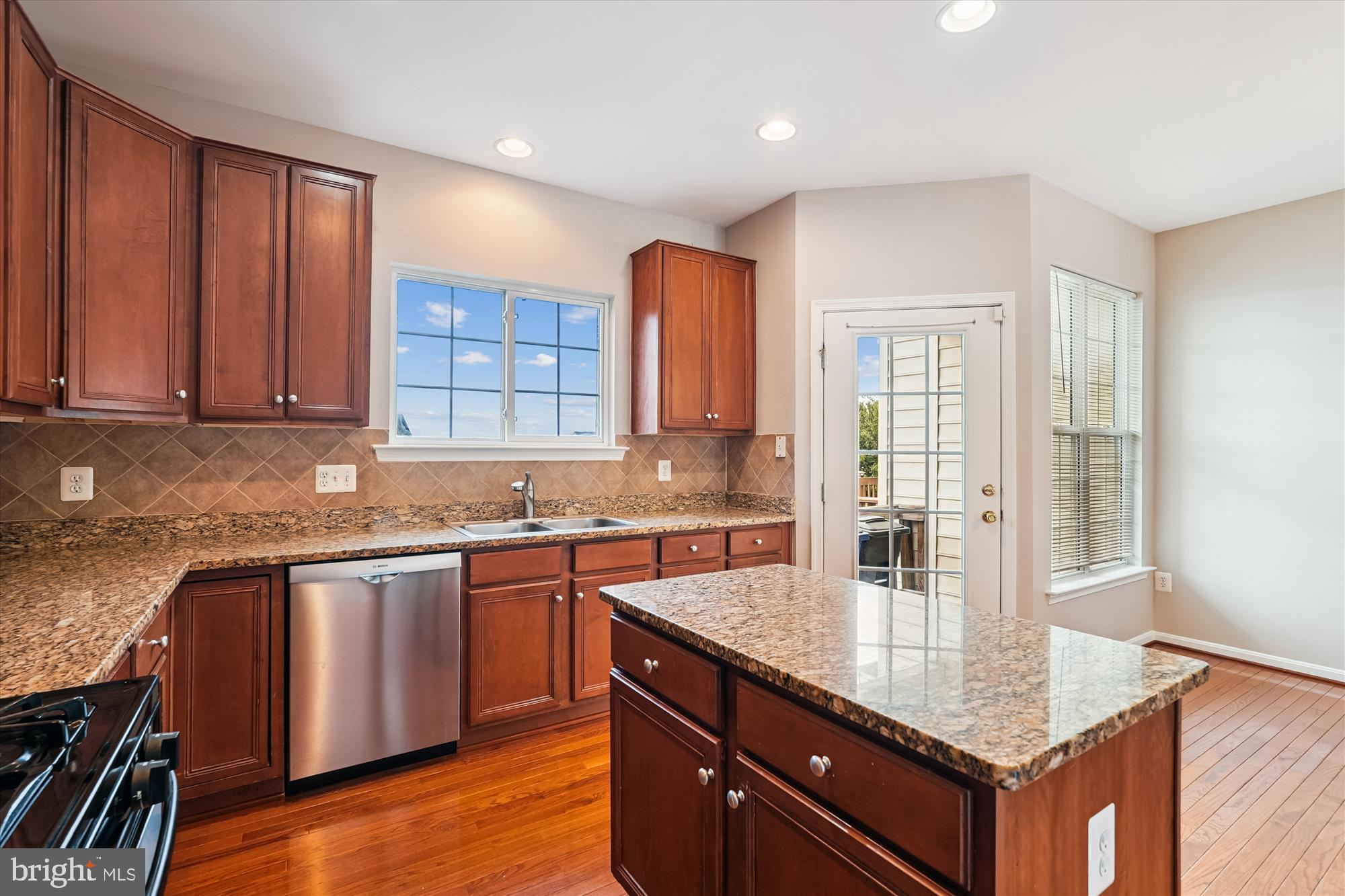 POTOMAC STATION - Residential