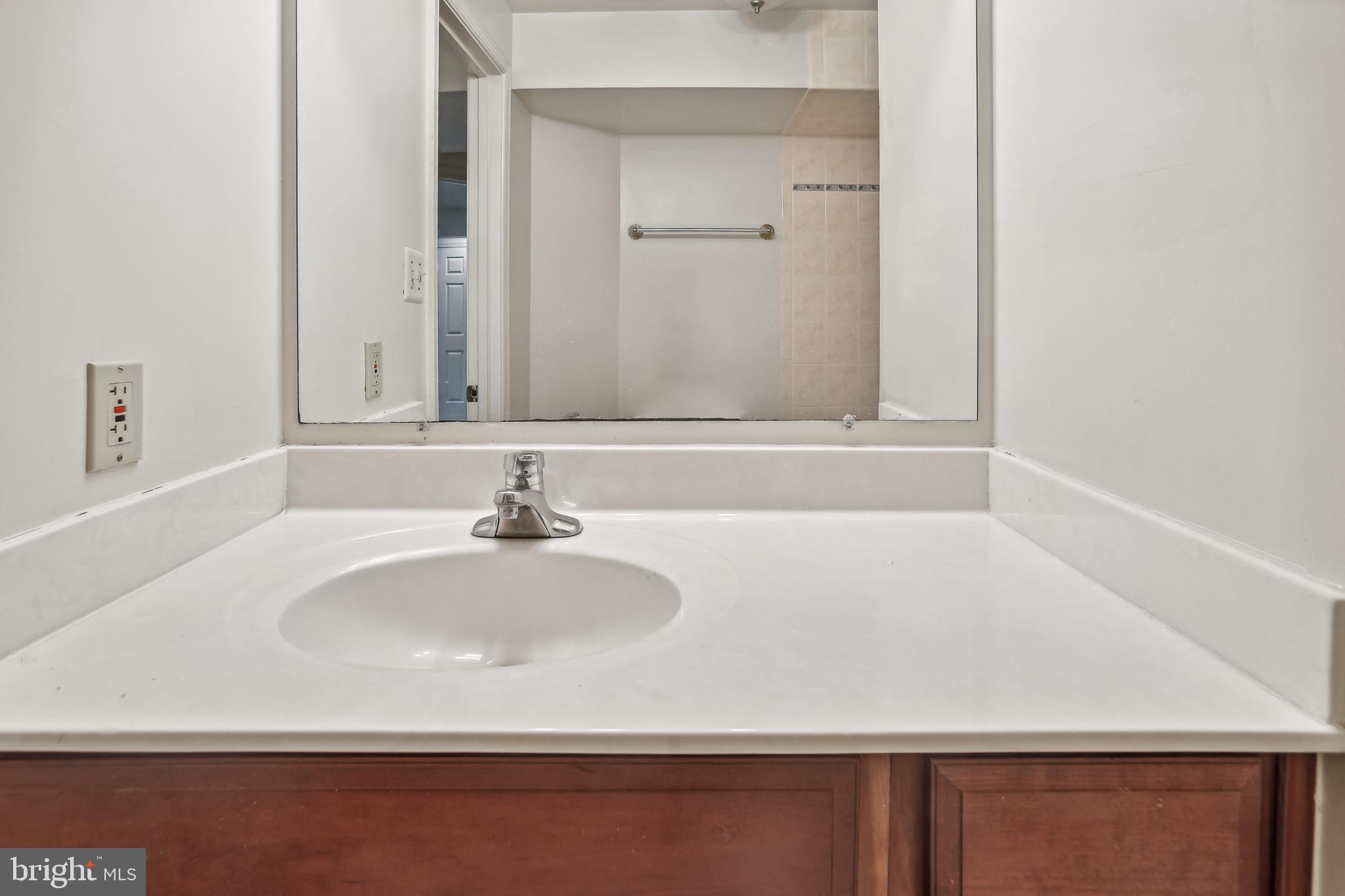 BRADDOCK FOREST - Residential Lease