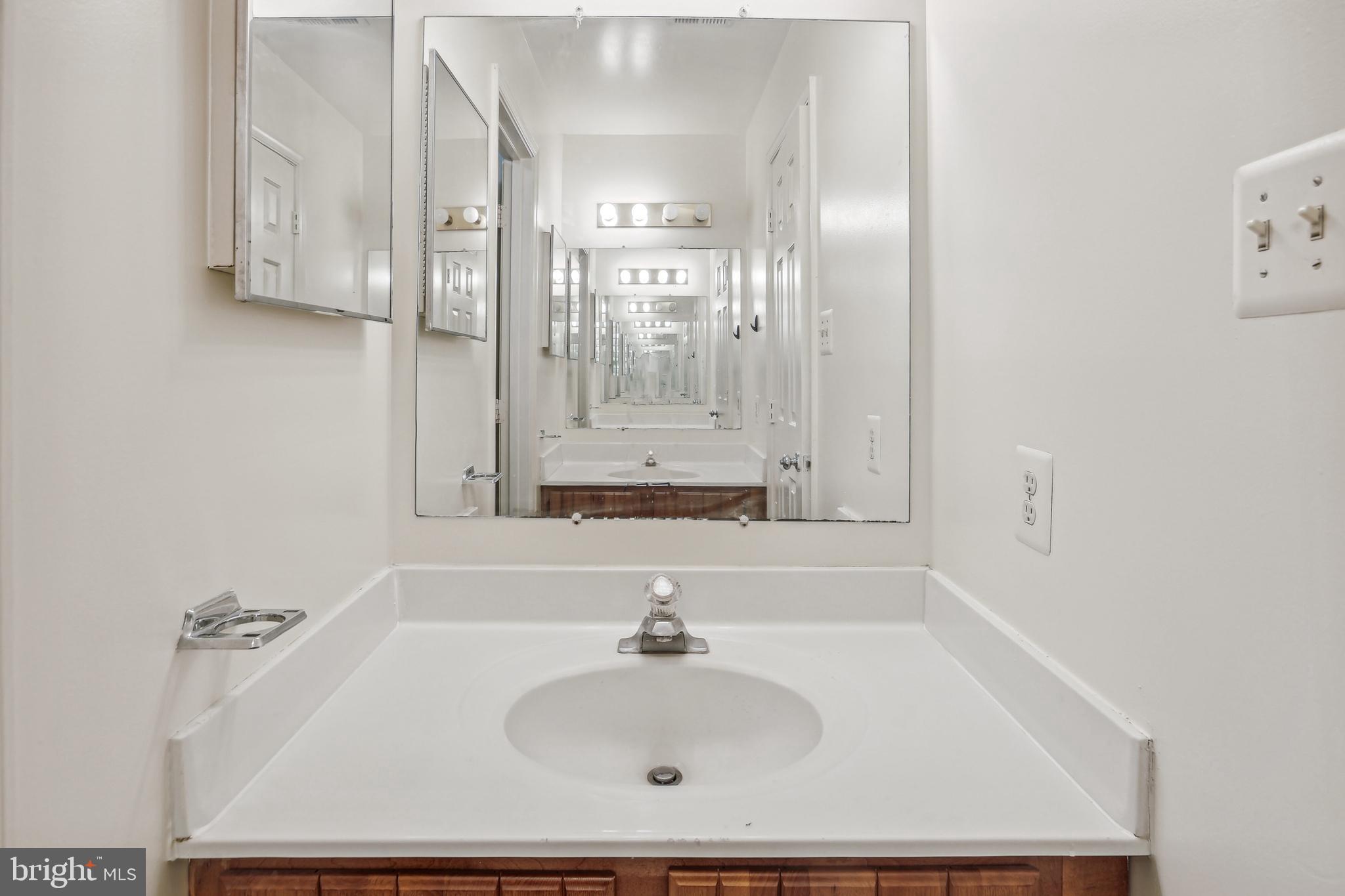 BRADDOCK FOREST - Residential Lease