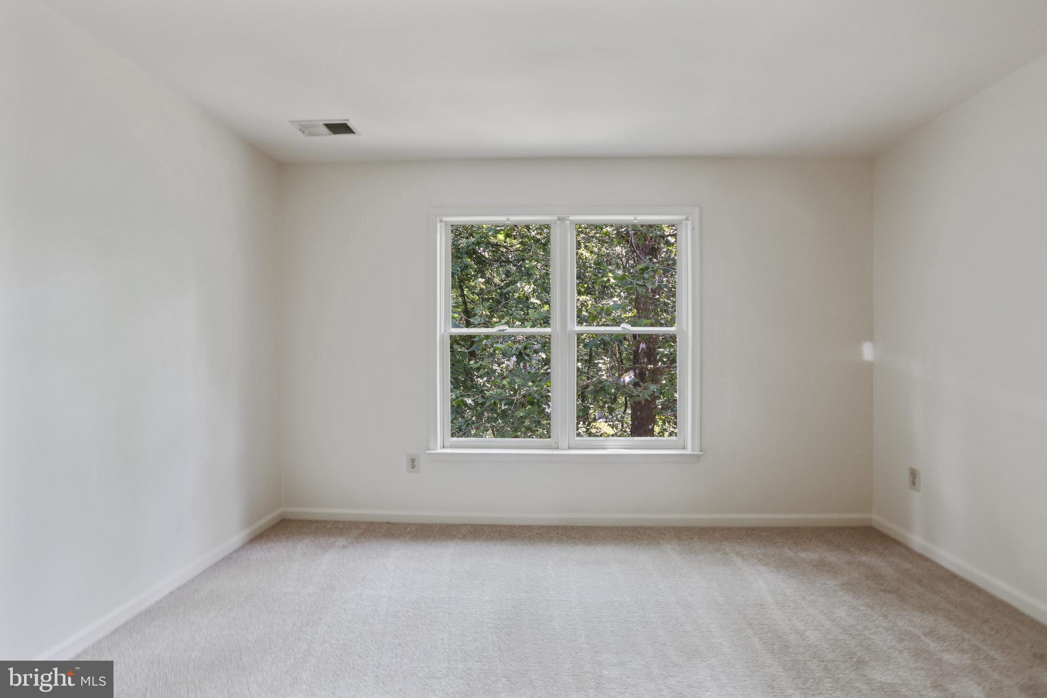 BRADDOCK FOREST - Residential Lease