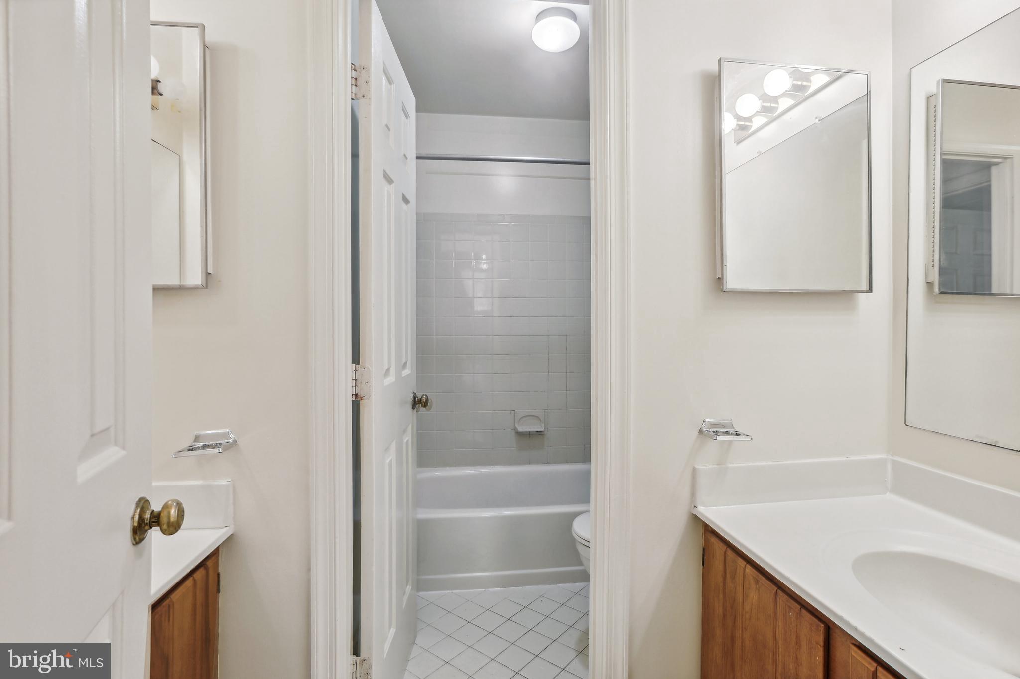 BRADDOCK FOREST - Residential Lease