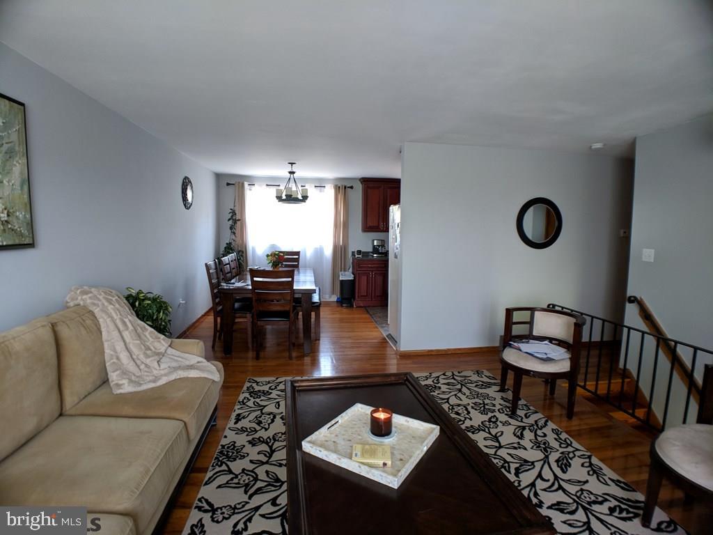 THE MEADOWS - Residential