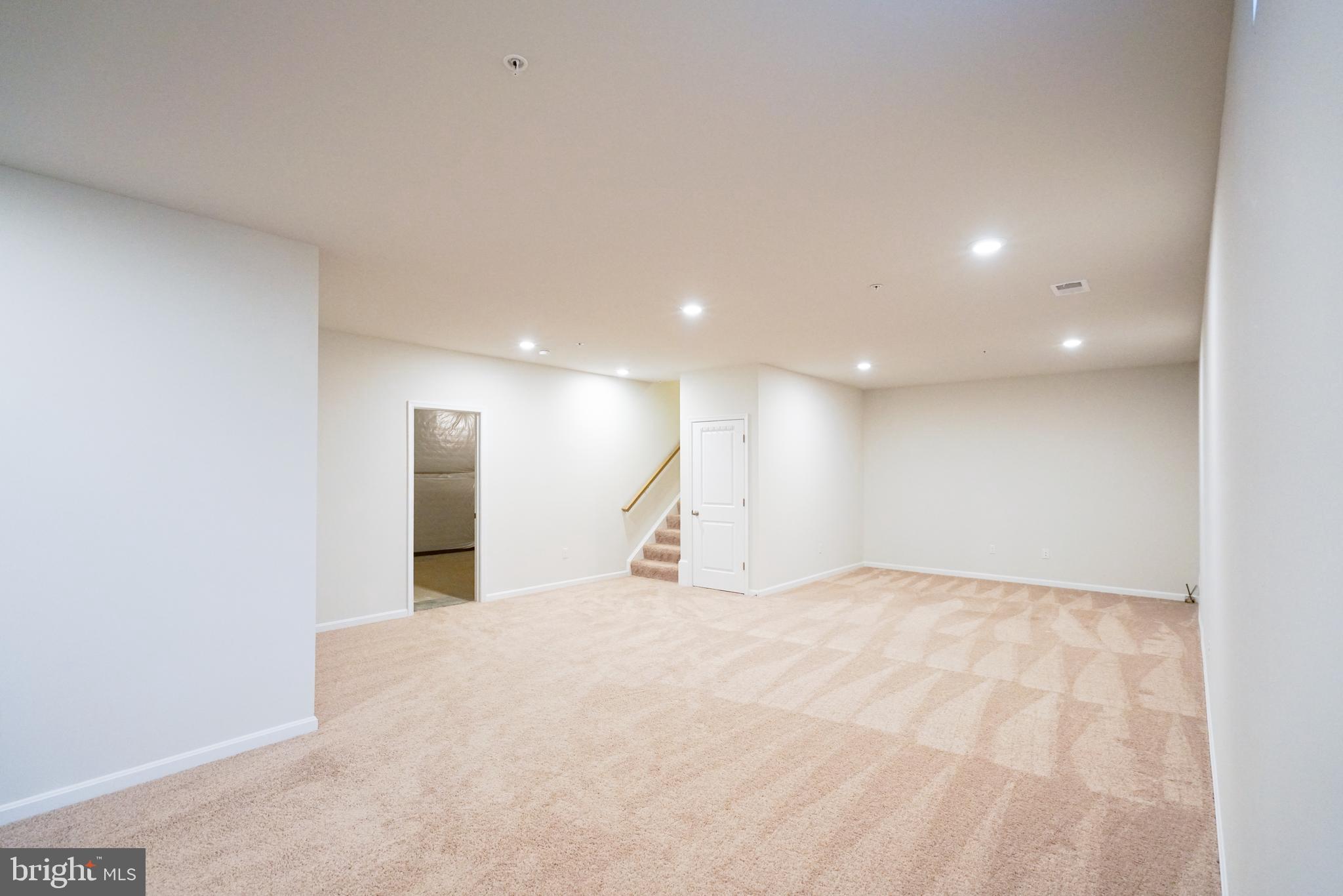 BROAD CREEK HOLLOW - Residential