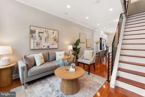 Townhouse For Sale - 2226 Cross Street<br/> Philadelphia County, PHILADELPHIA, PA 19146