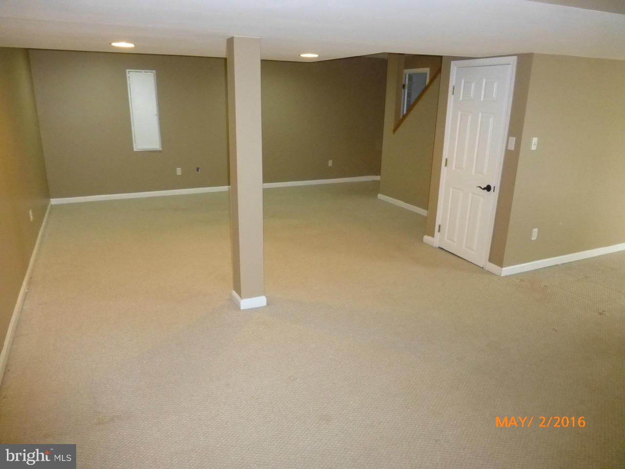 HOLLIFIELD - Residential