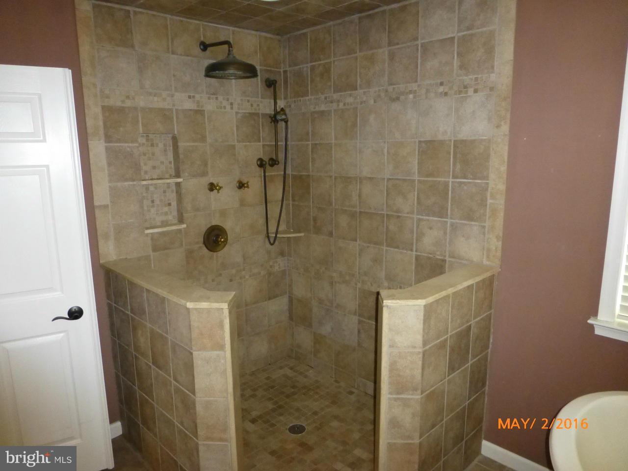 HOLLIFIELD - Residential