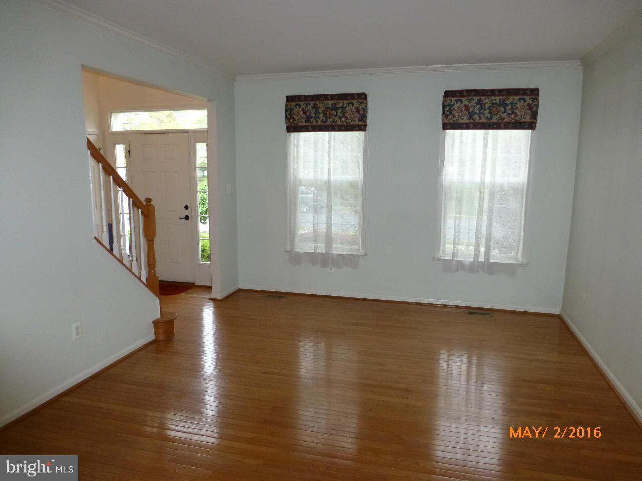 HOLLIFIELD - Residential