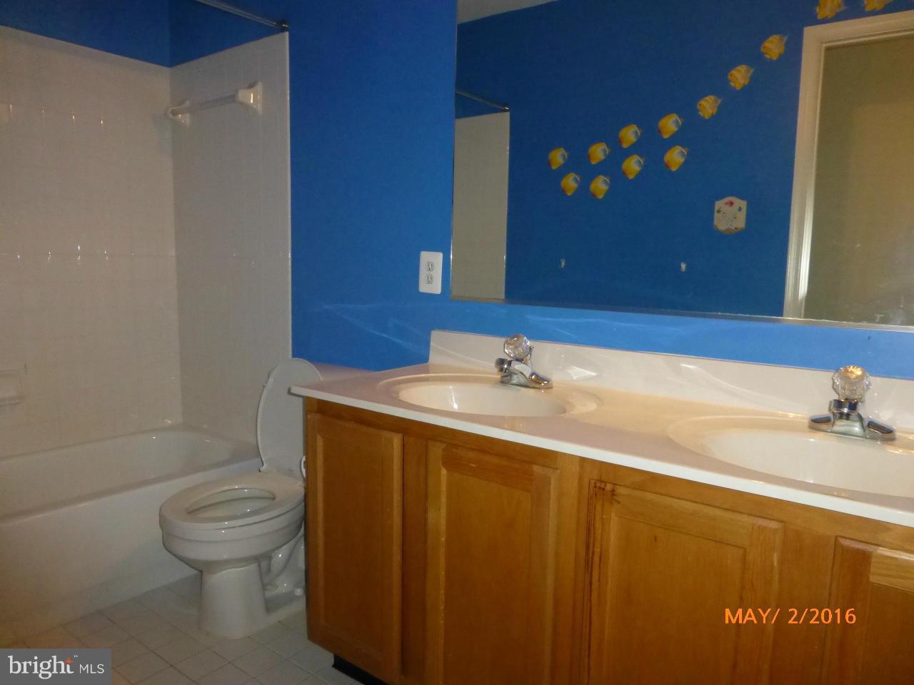 HOLLIFIELD - Residential