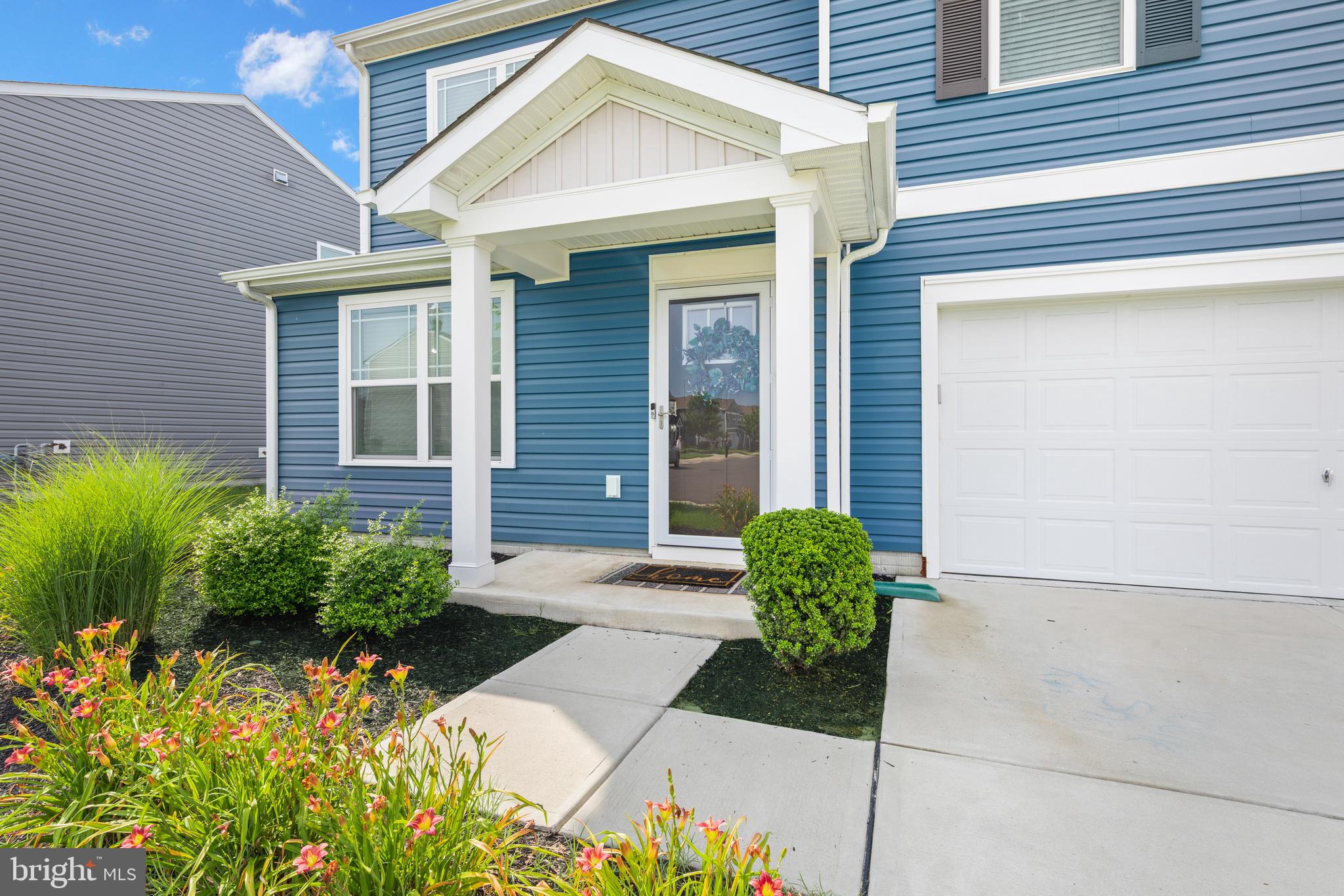 328 COTTONWOOD DRIVE