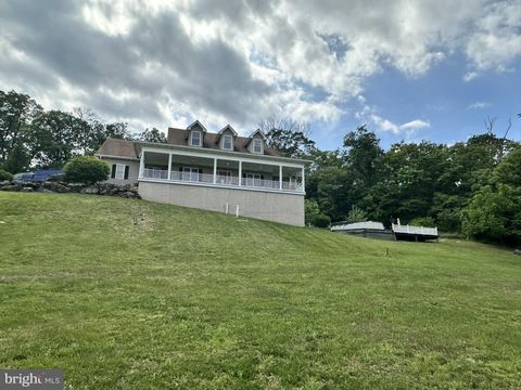 Homes For Sale - 7020 Debold Road<br/> SABILLASVILLE, MD 21780