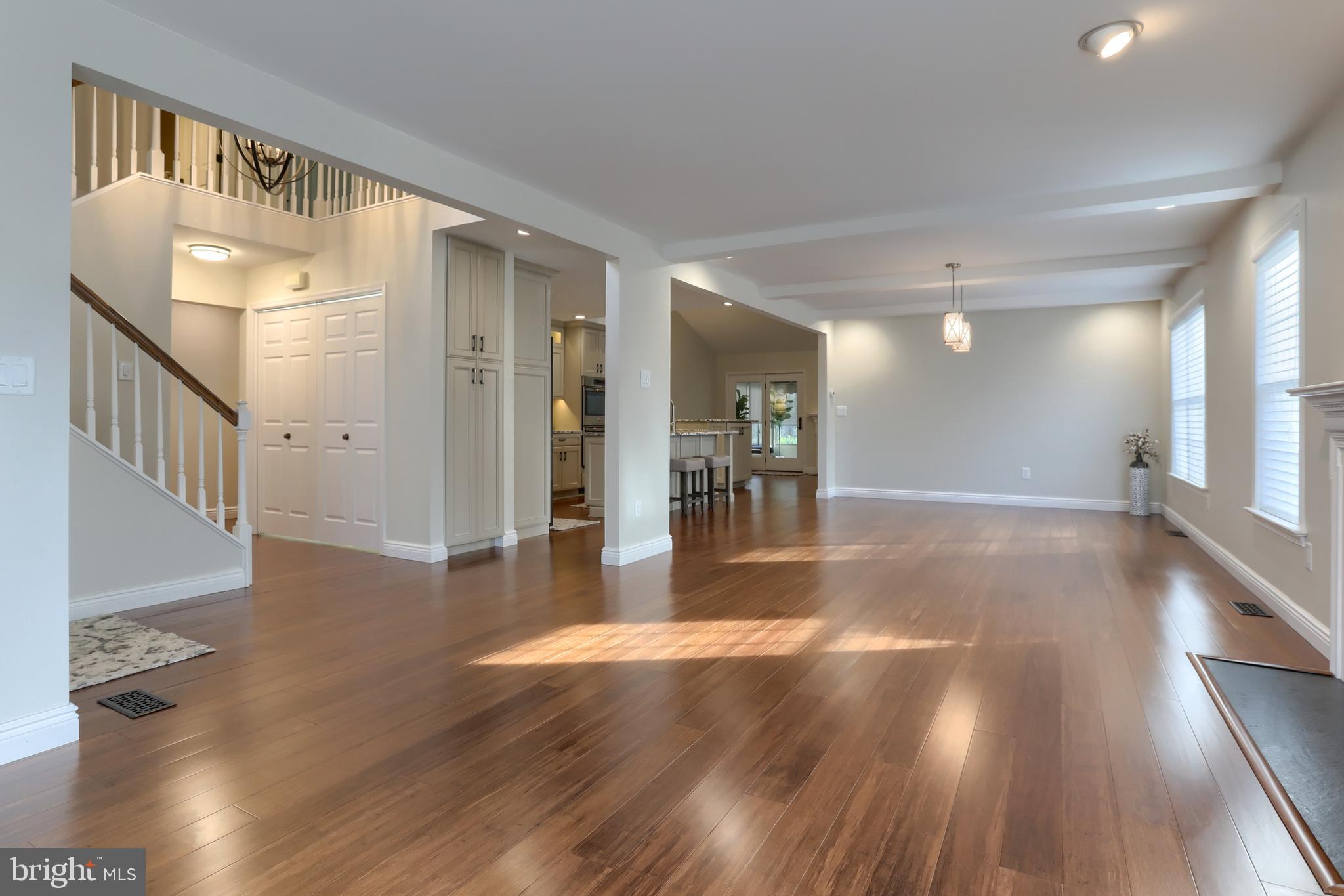 CAMBRIDGE COMMONS - Residential