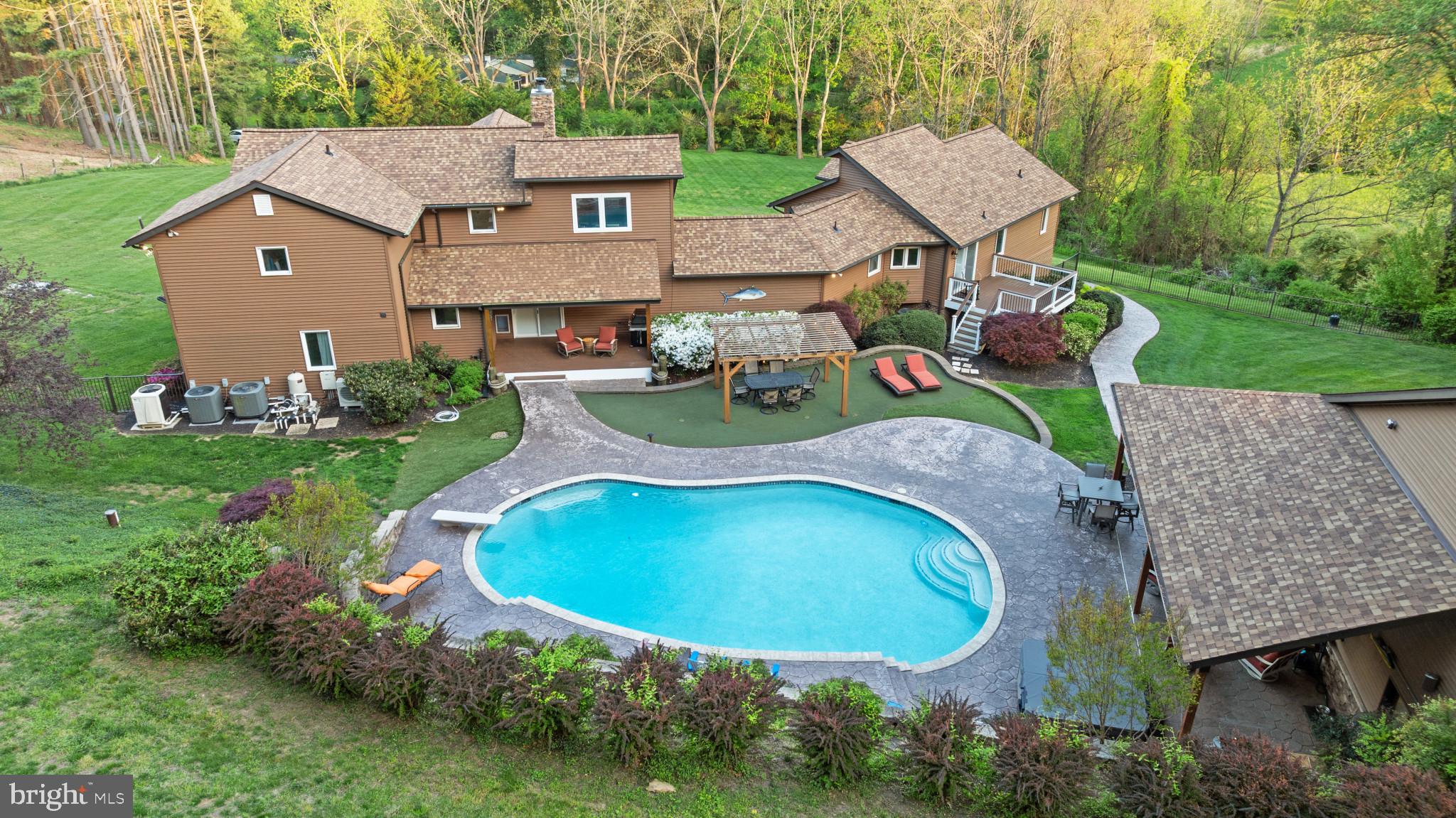 BUCKHORN - Residential