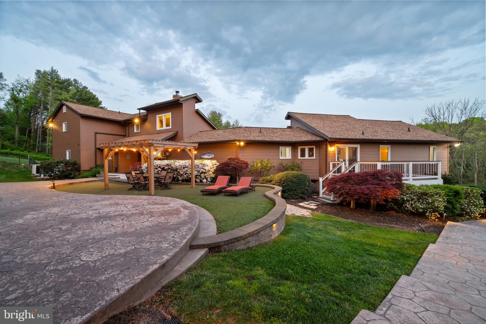 BUCKHORN - Residential