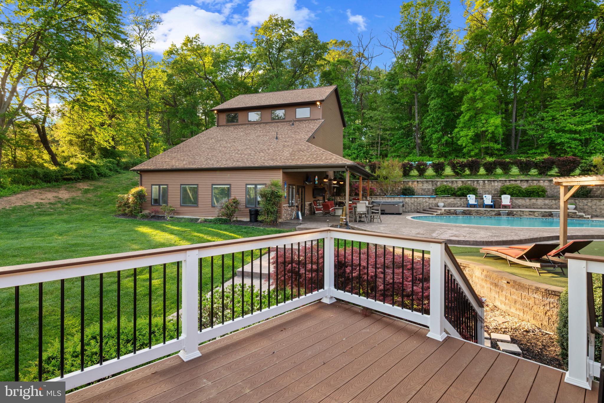 BUCKHORN - Residential