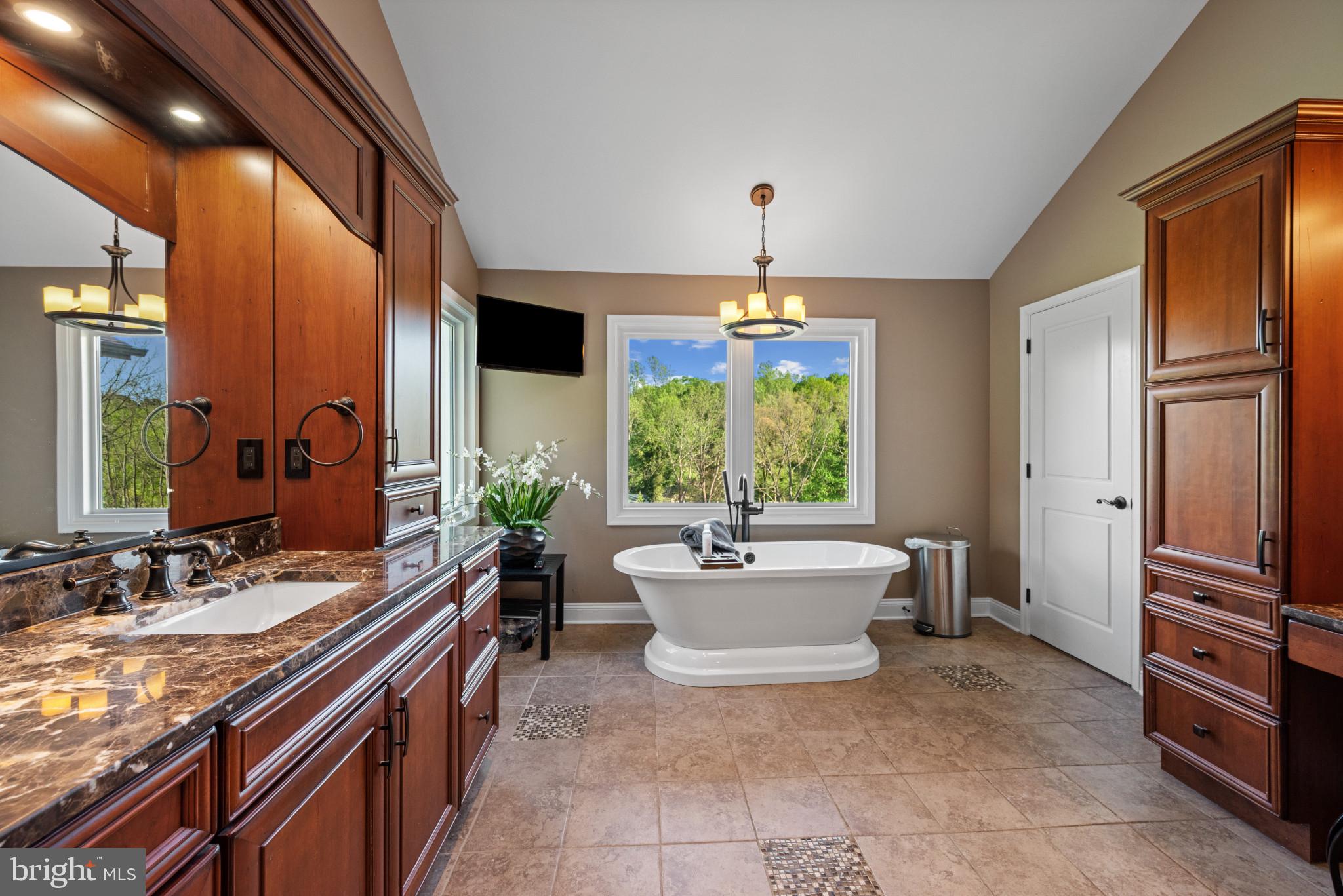 BUCKHORN - Residential